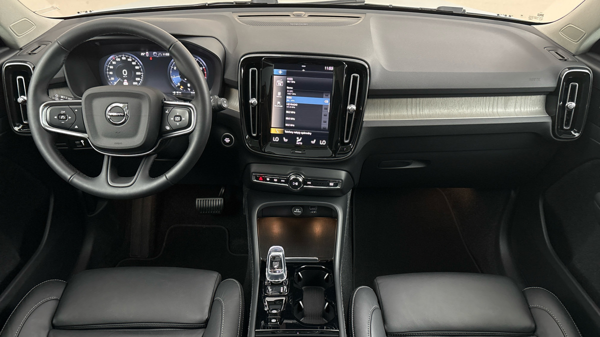 Volvo XC40 - 8