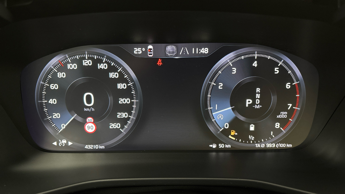 Volvo XC40 - 10