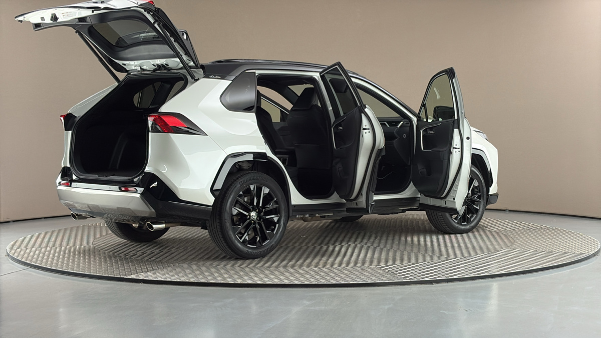 Toyota RAV4 - 6