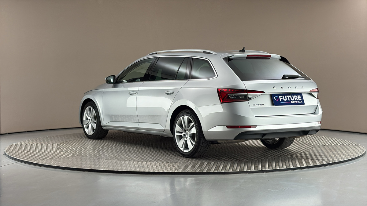 Škoda Superb - 2