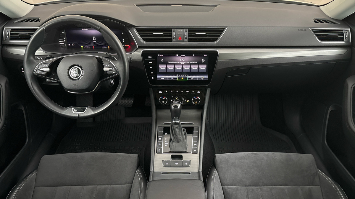 Škoda Superb - 8