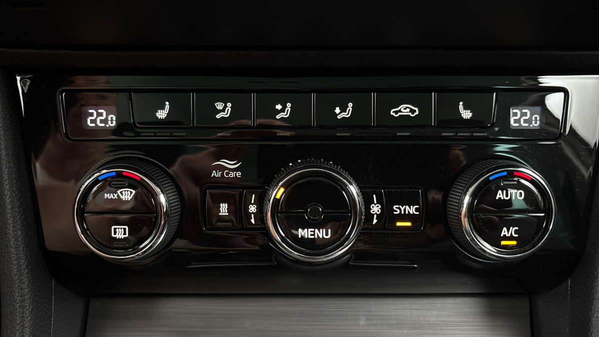 Škoda Superb - 13