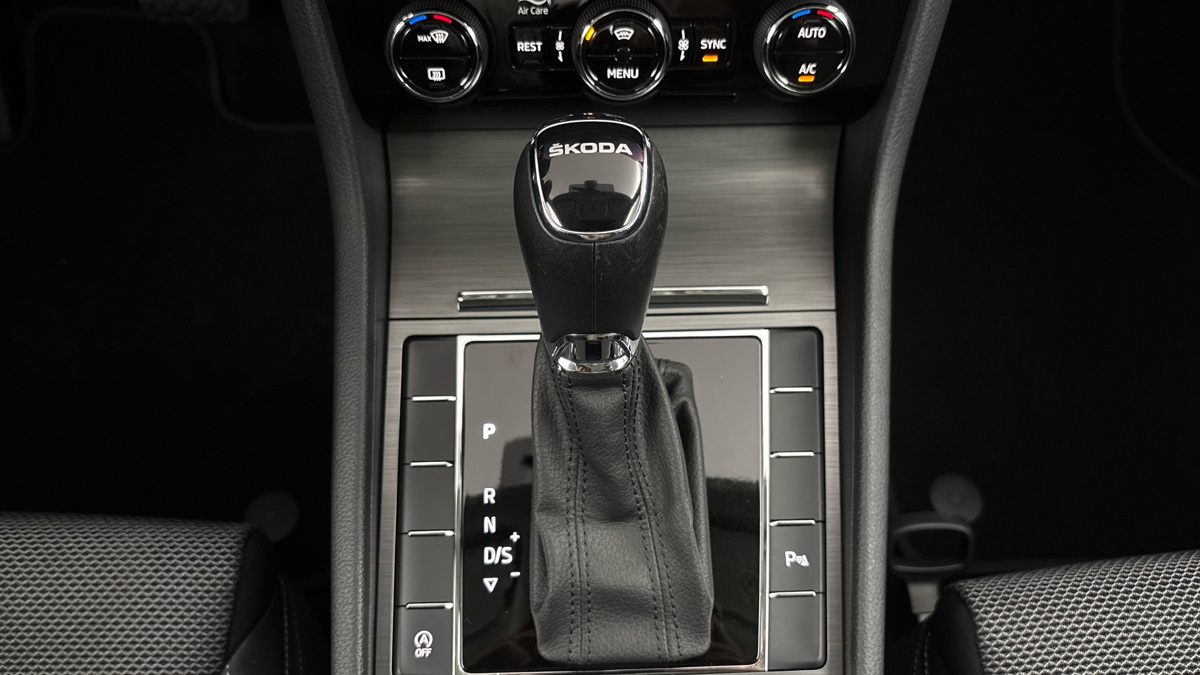 Škoda Superb - 24