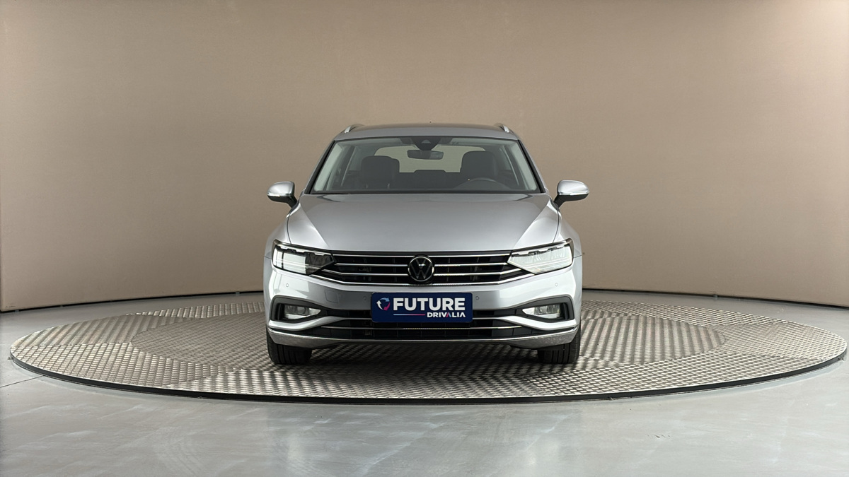 Volkswagen Passat - 3