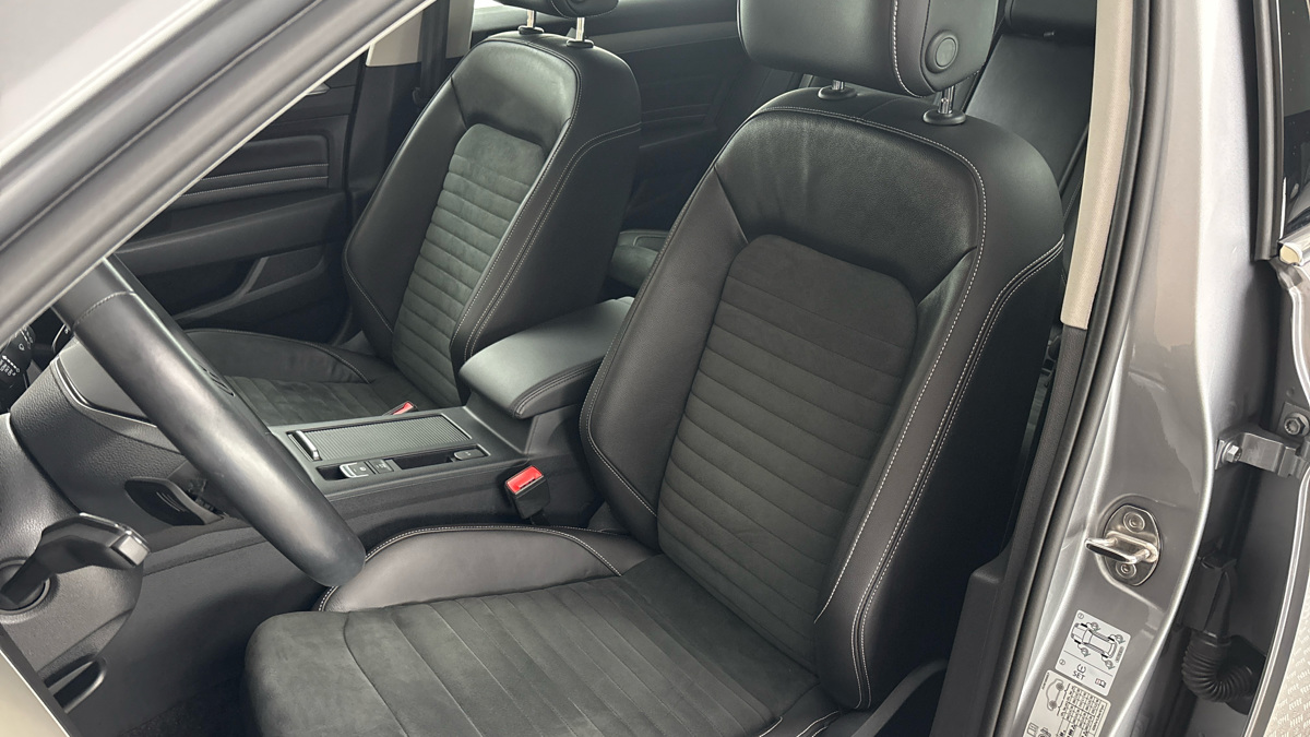 Volkswagen Passat - 15