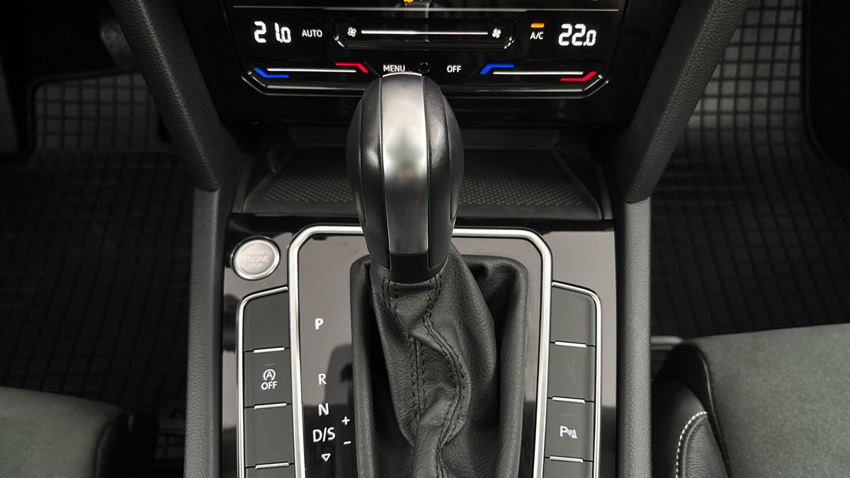 Volkswagen Passat - 24