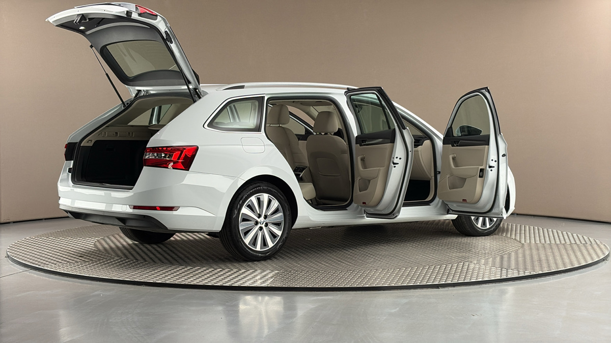 Škoda Superb - 6