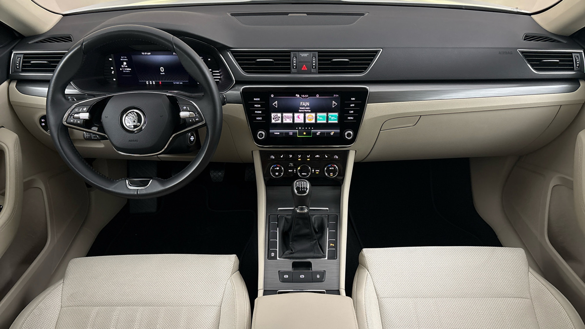 Škoda Superb - 8