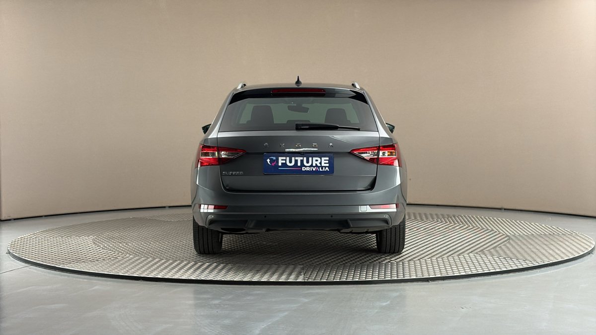 Škoda Superb - 5