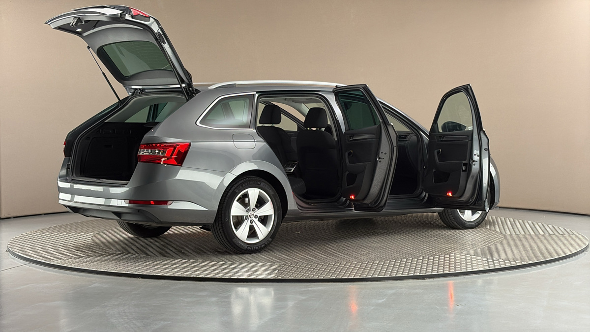 Škoda Superb - 6