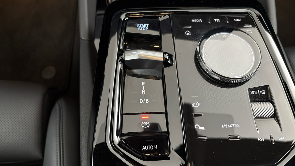 BMW i5 - 27