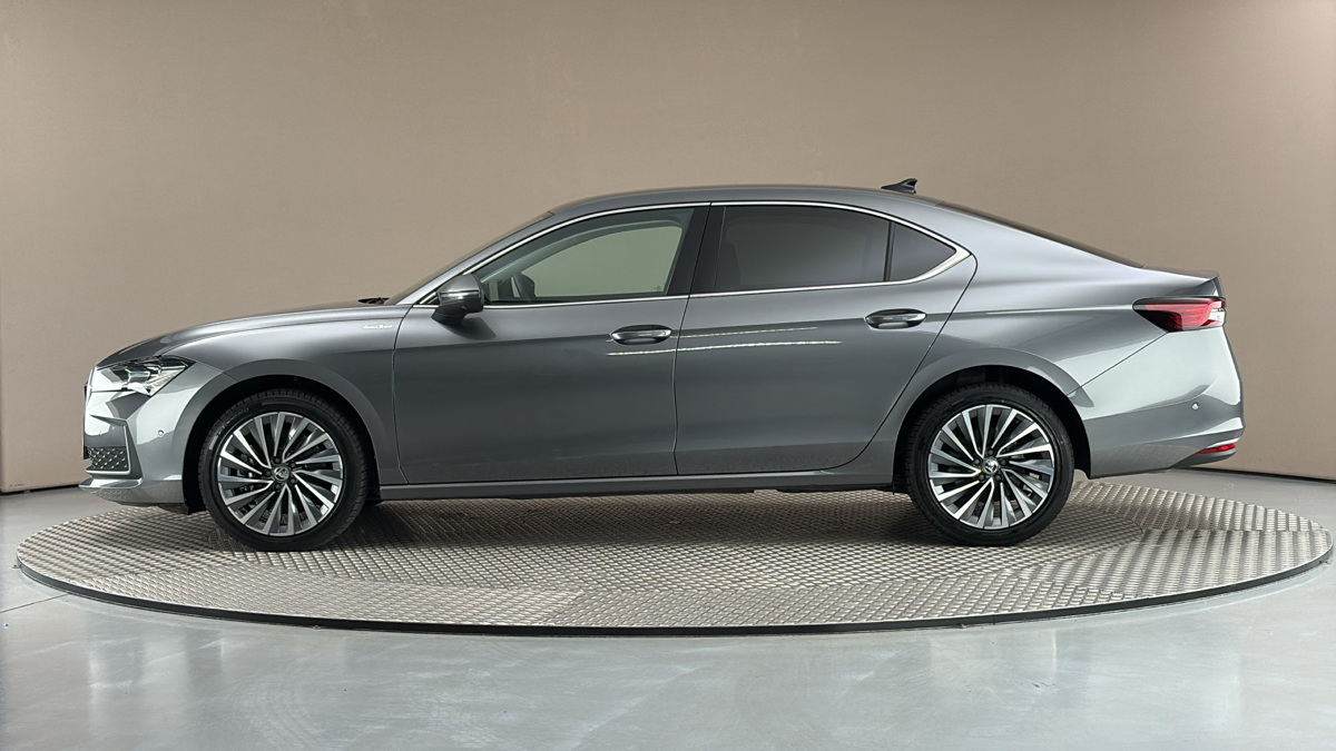 Škoda Superb - 4
