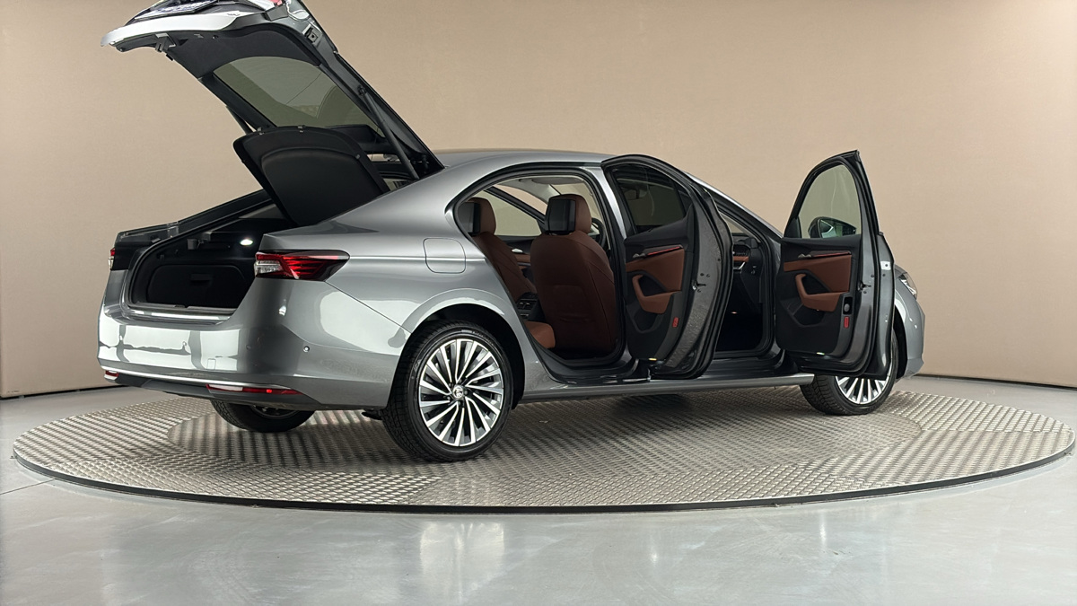 Škoda Superb - 6