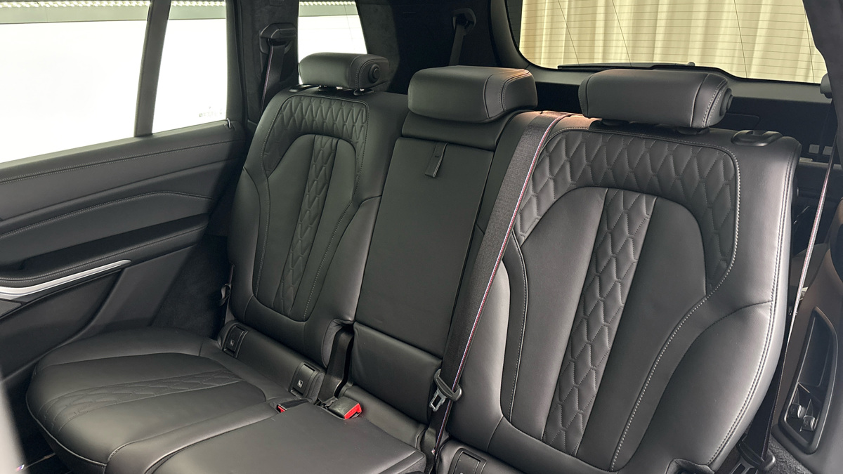 BMW X7 - 16