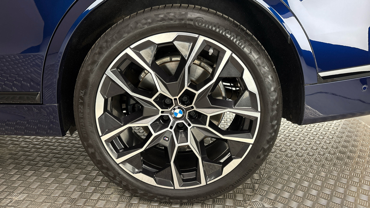 BMW X7 - 19