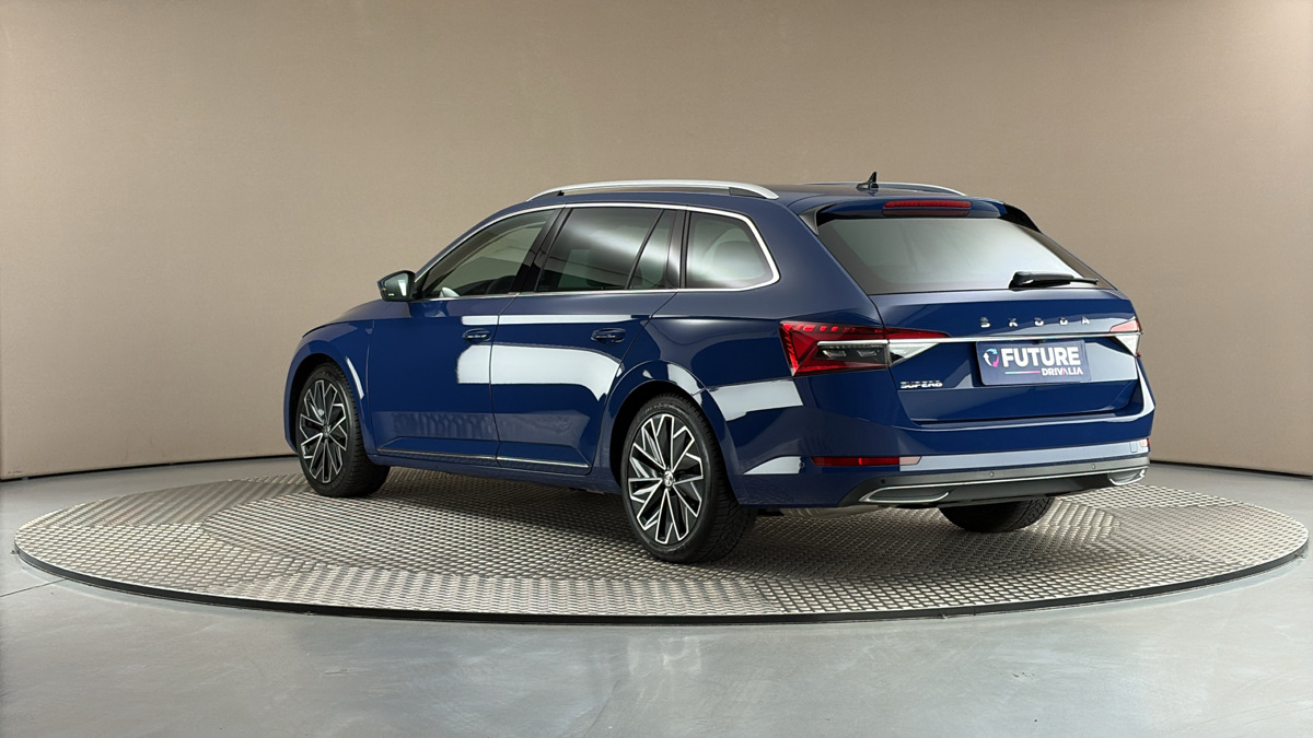 Škoda Superb - 2