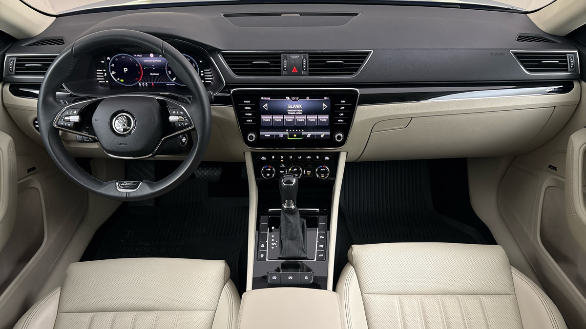 Škoda Superb - 8