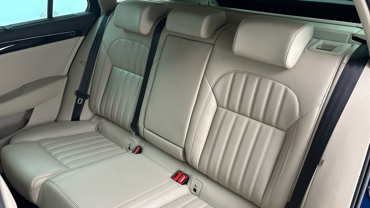 Škoda Superb - 16