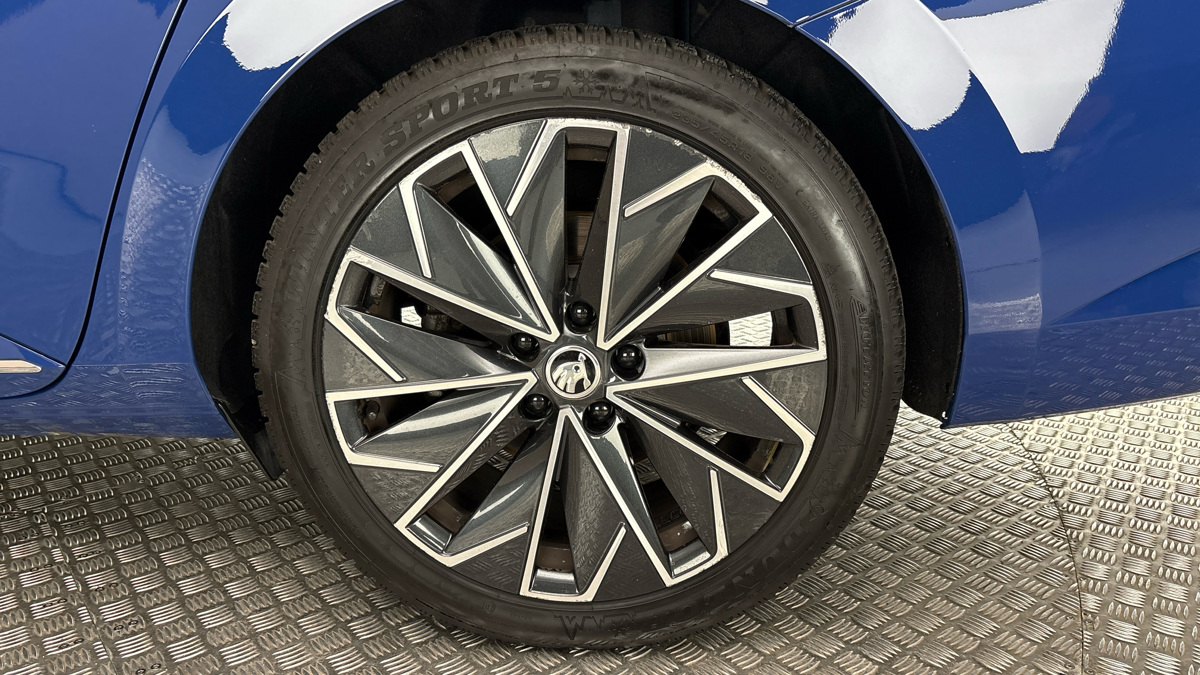 Škoda Superb - 19