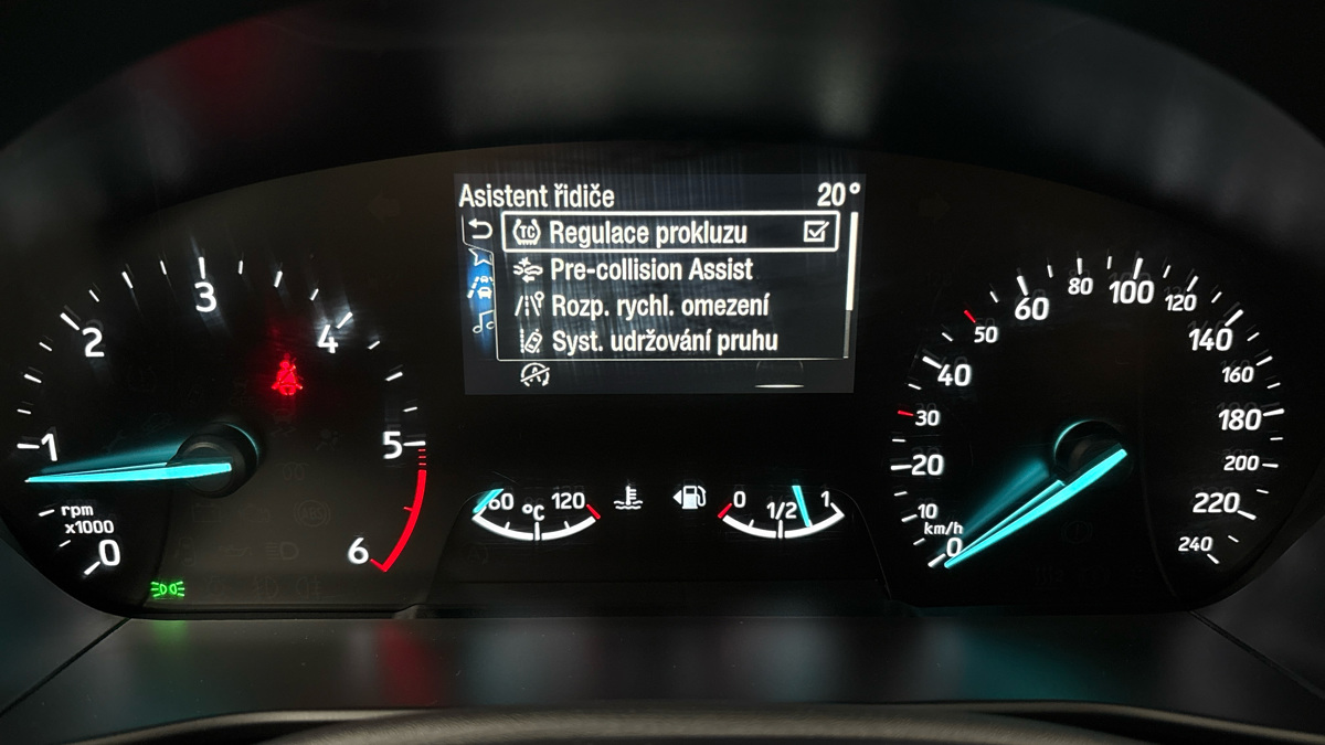 Ford Focus - 22