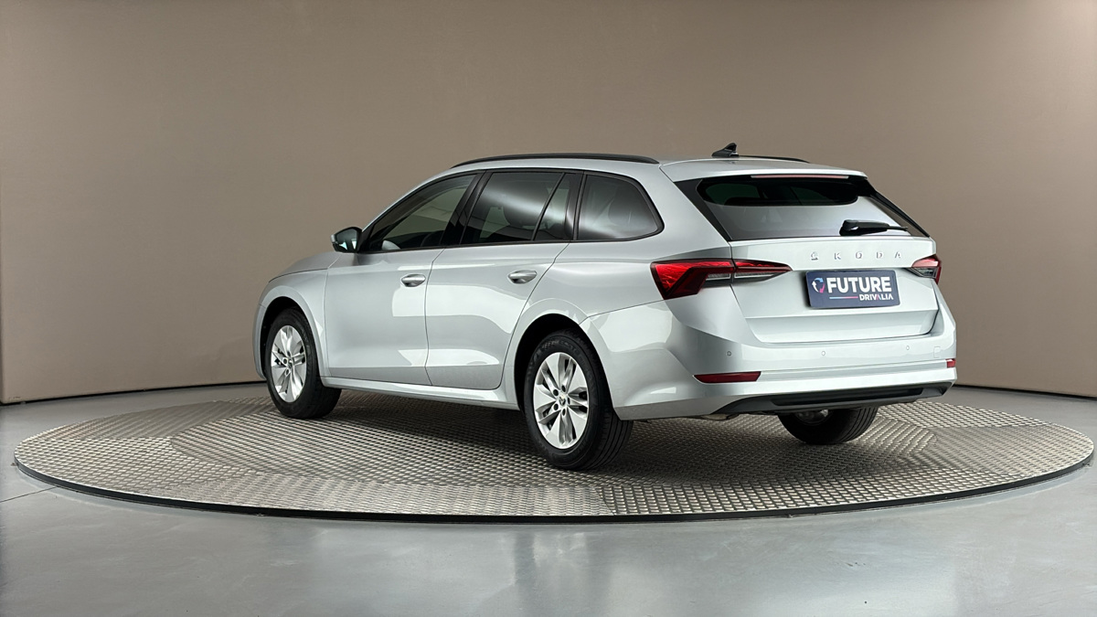 Škoda Octavia - 2