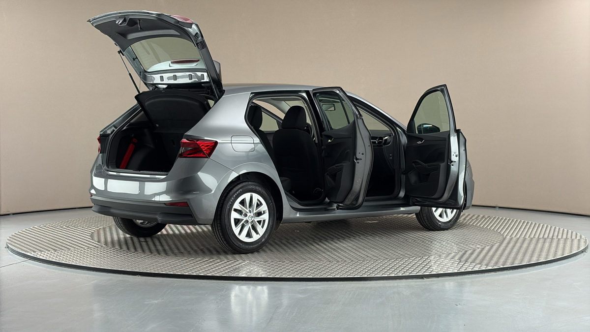 Škoda Fabia - 6