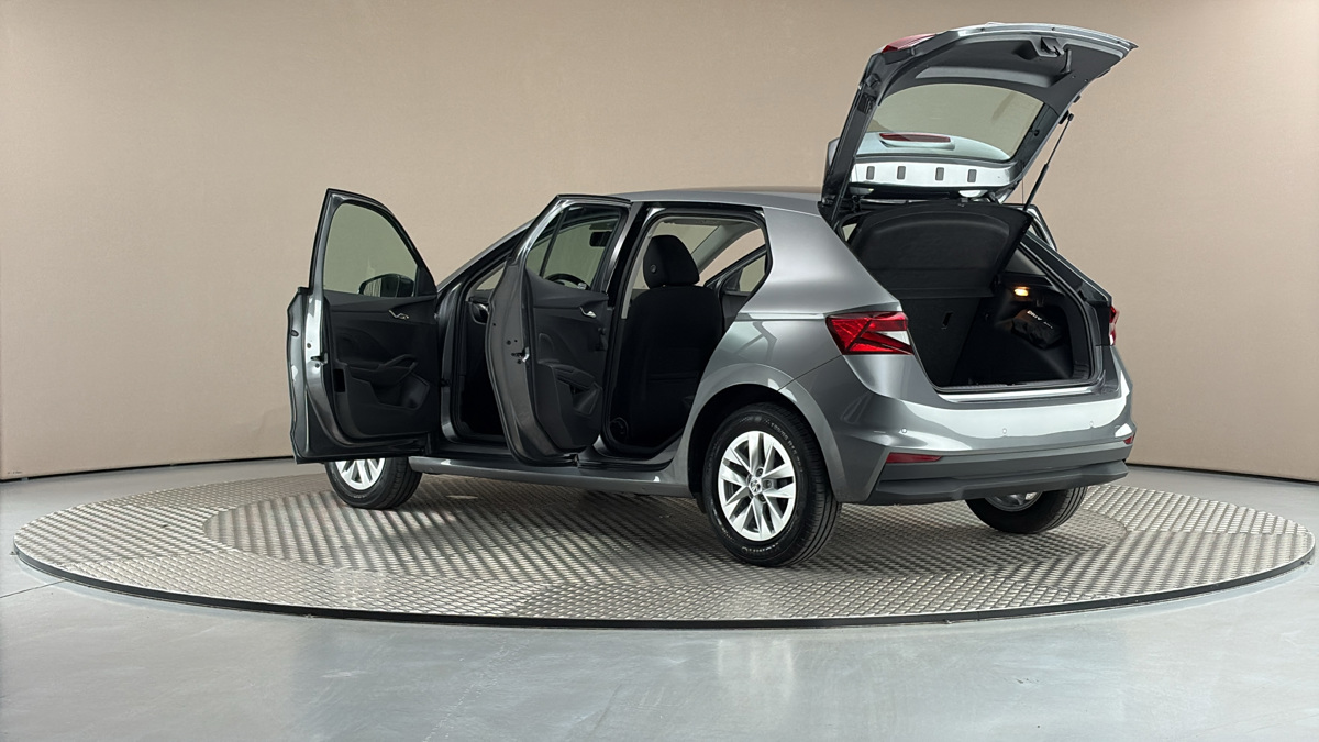 Škoda Fabia - 7