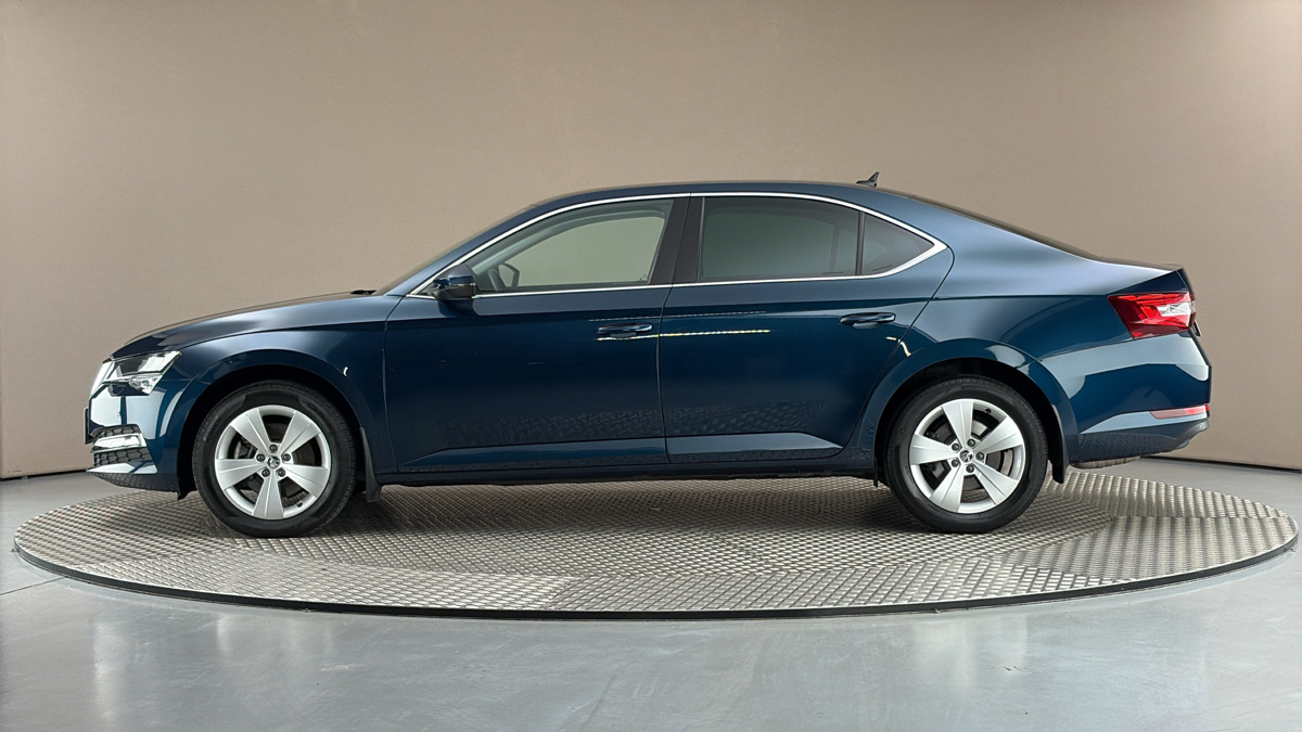 Škoda Superb - 4