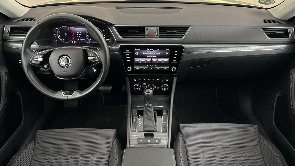 Škoda Superb - 8