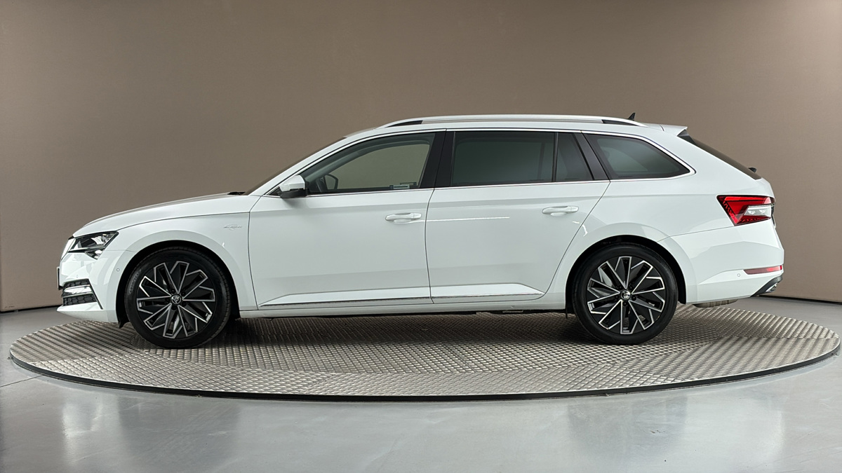 Škoda Superb - 4