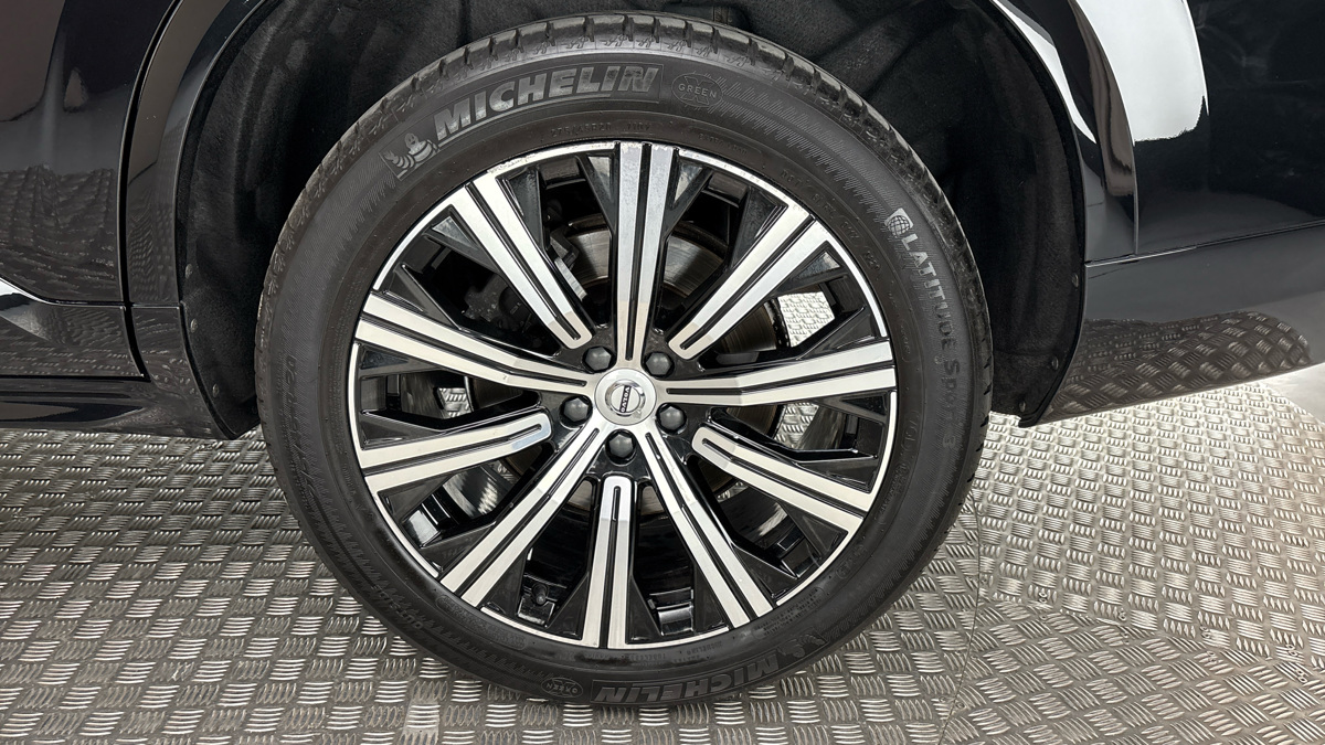 Volvo XC90 - 19