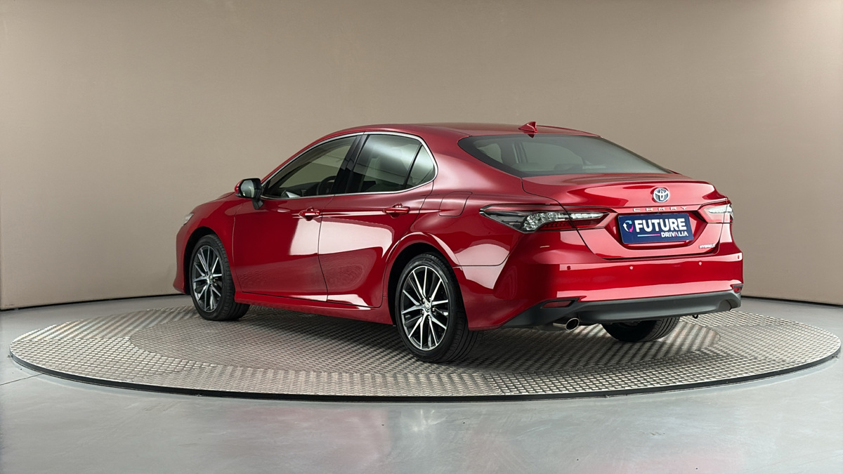 Toyota Camry - 2