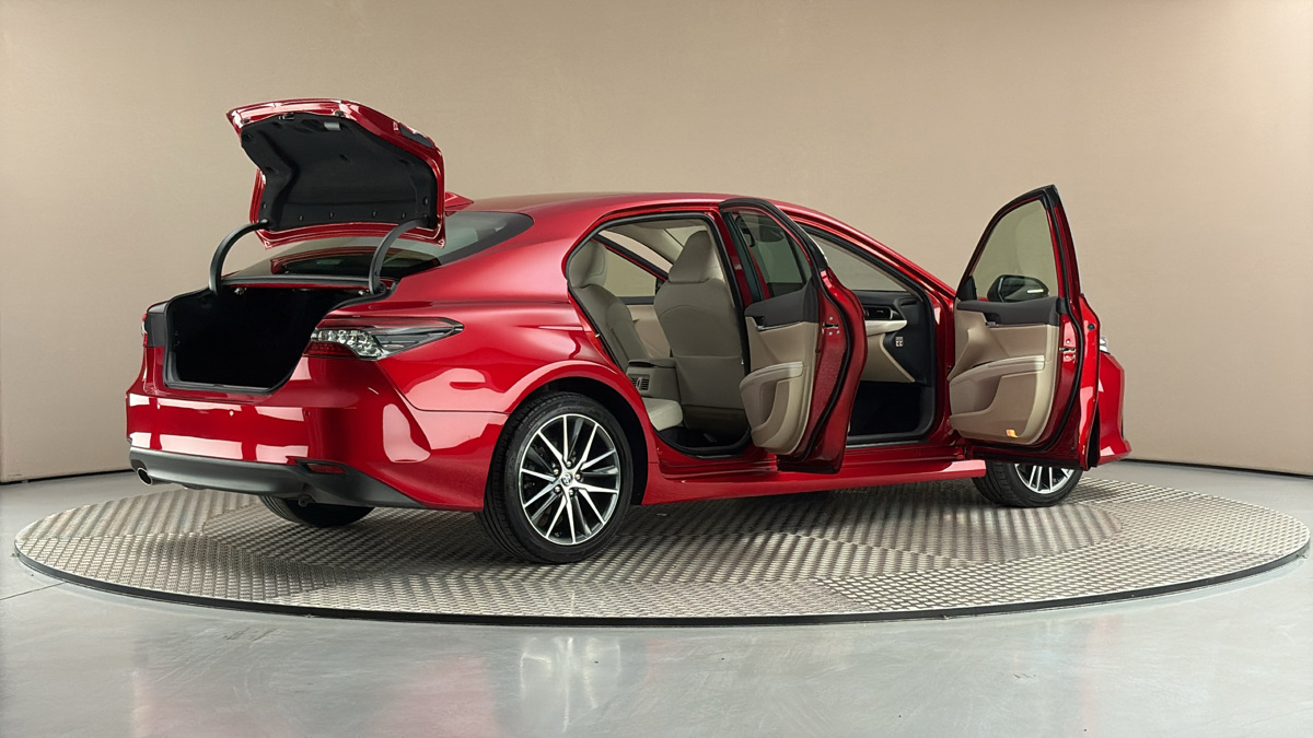 Toyota Camry - 6