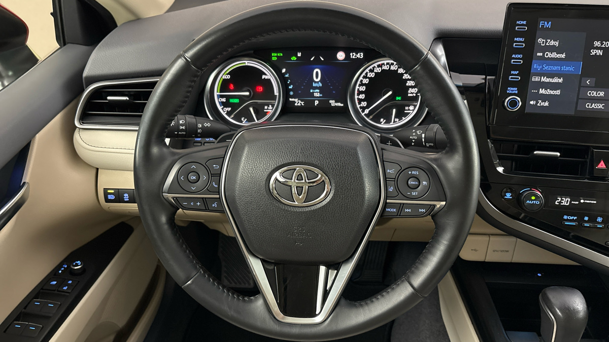 Toyota Camry - 9