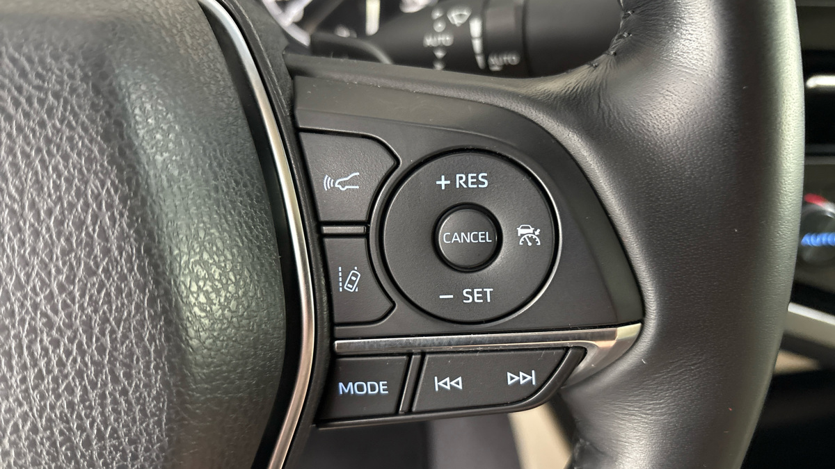 Toyota Camry - 14