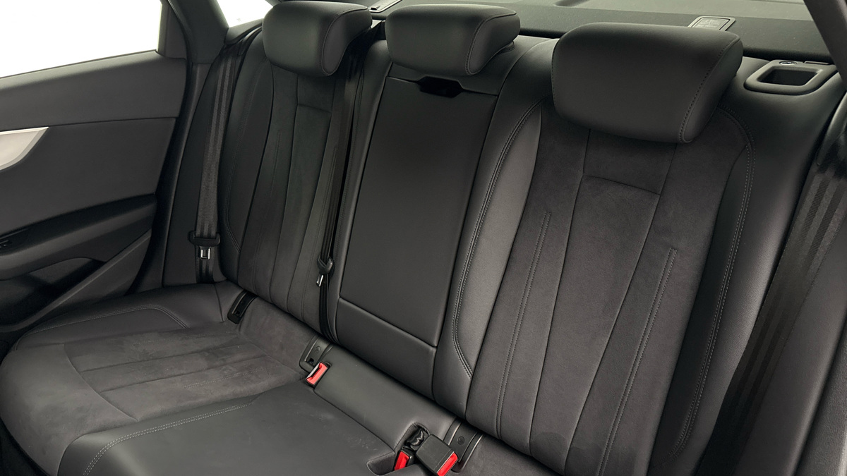 Audi A4 - 16