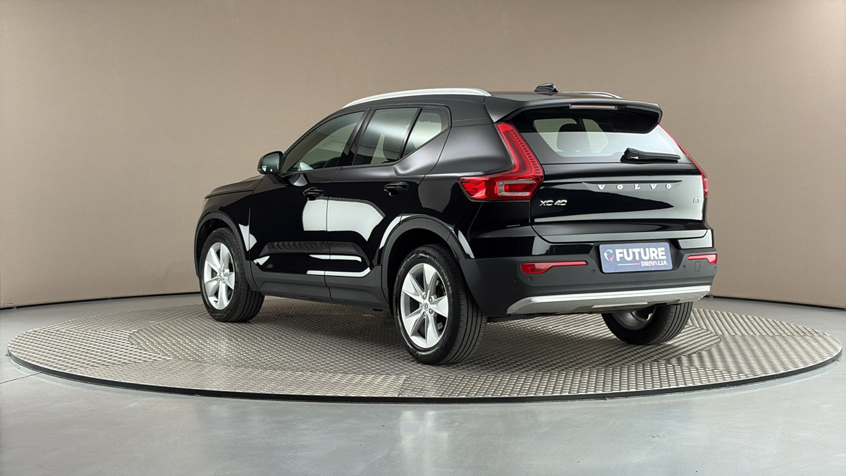 Volvo XC40 - 2