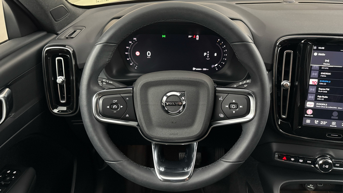 Volvo XC40 - 9