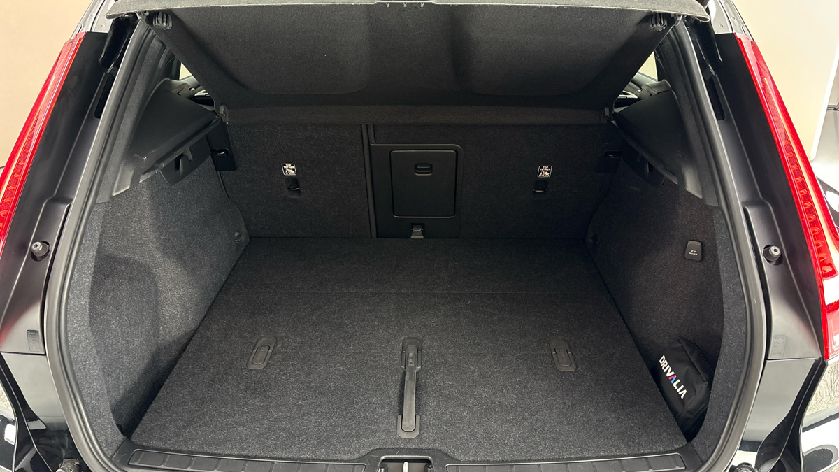 Volvo XC40 - 17