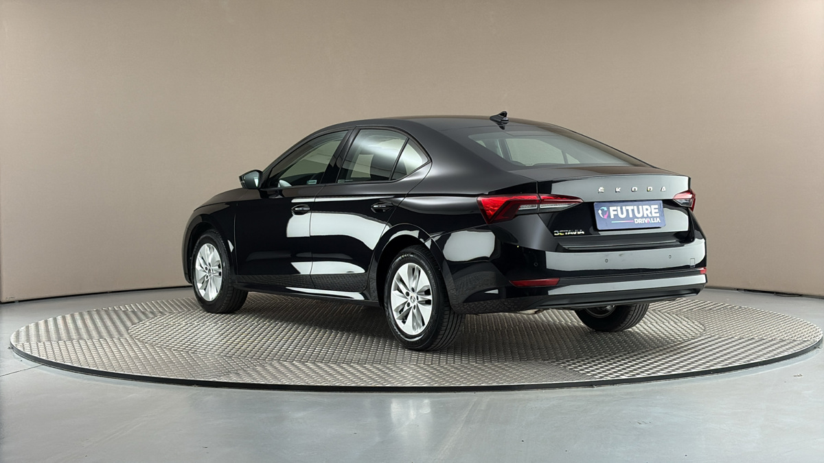 Škoda Octavia - 2