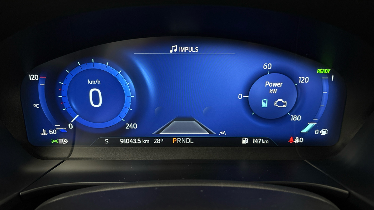 Ford Kuga - 10