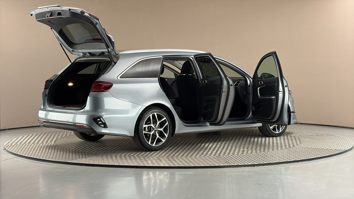 Kia Ceed - 6