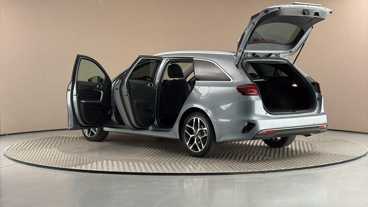 Kia Ceed - 7