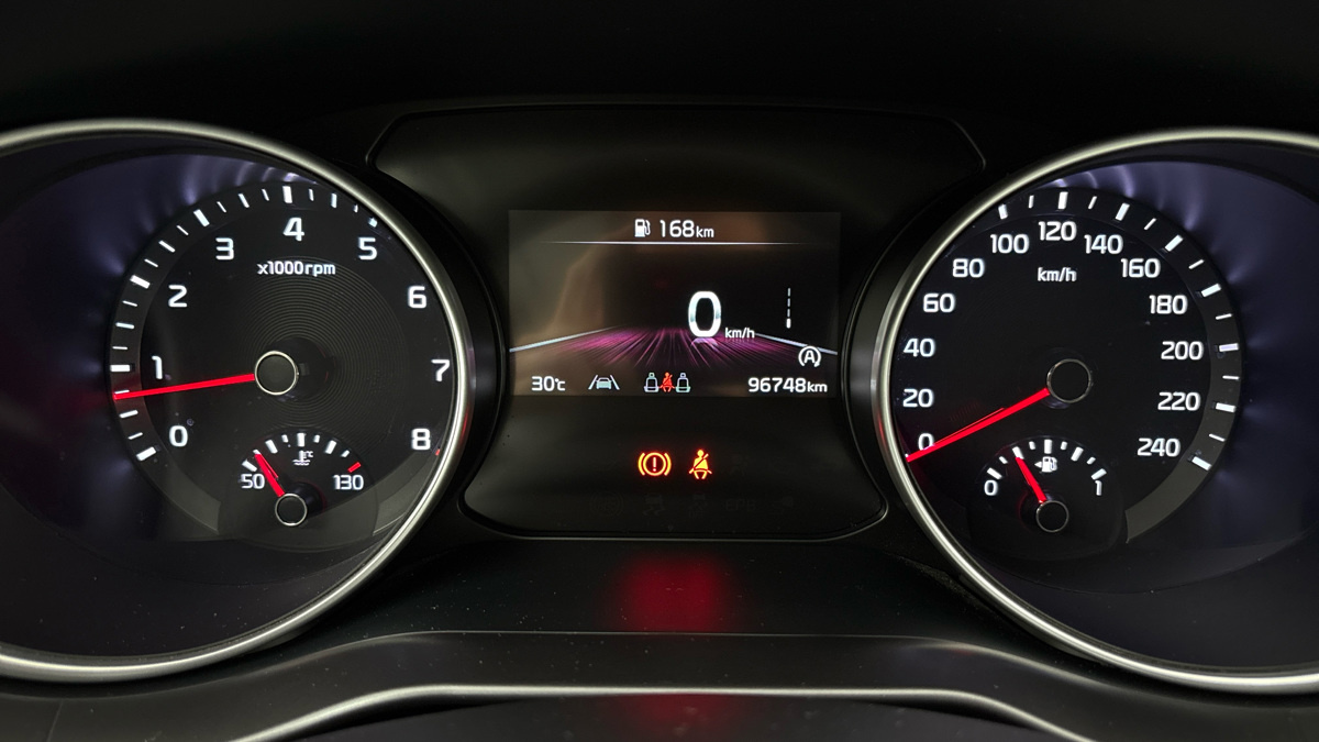 Kia Ceed - 10