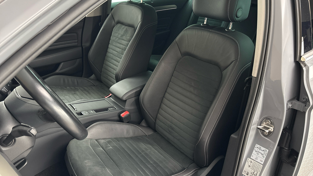 Volkswagen Passat - 15