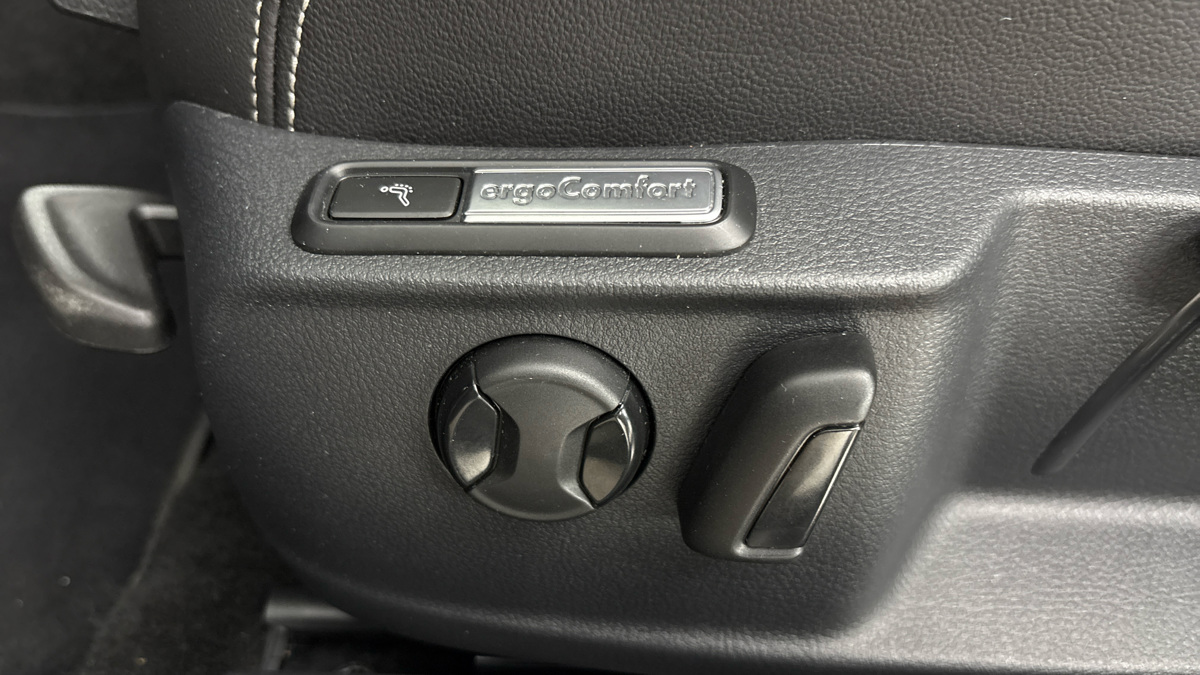 Volkswagen Passat - 21