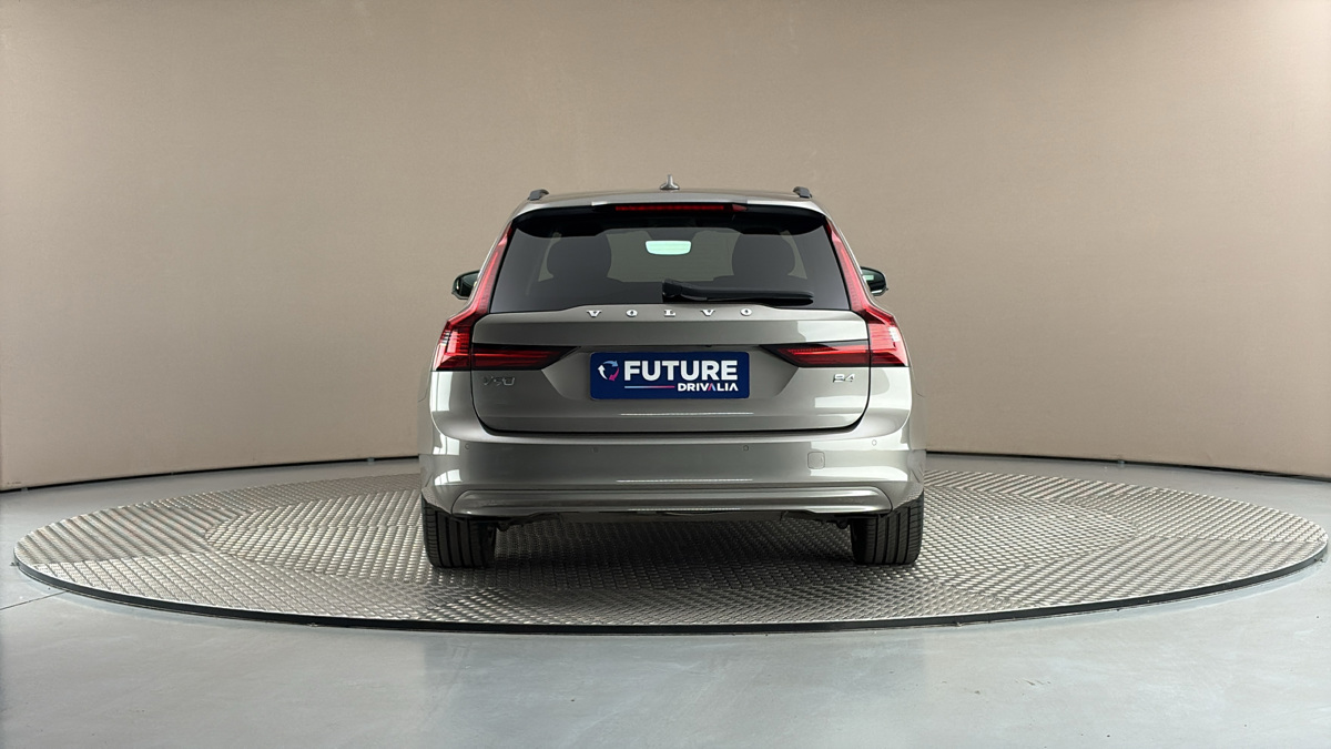Volvo V90 - 5