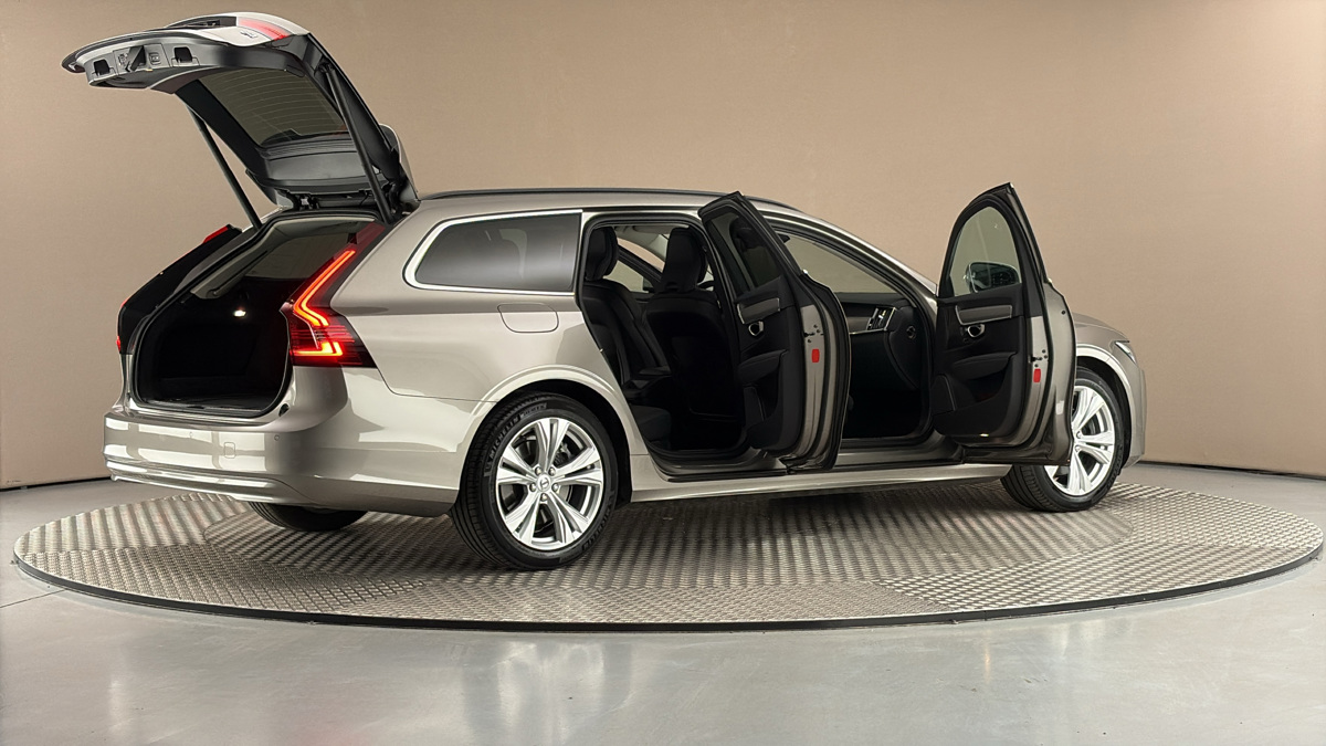 Volvo V90 - 6