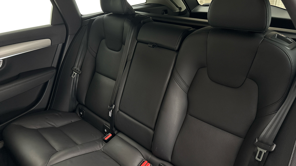 Volvo V90 - 16