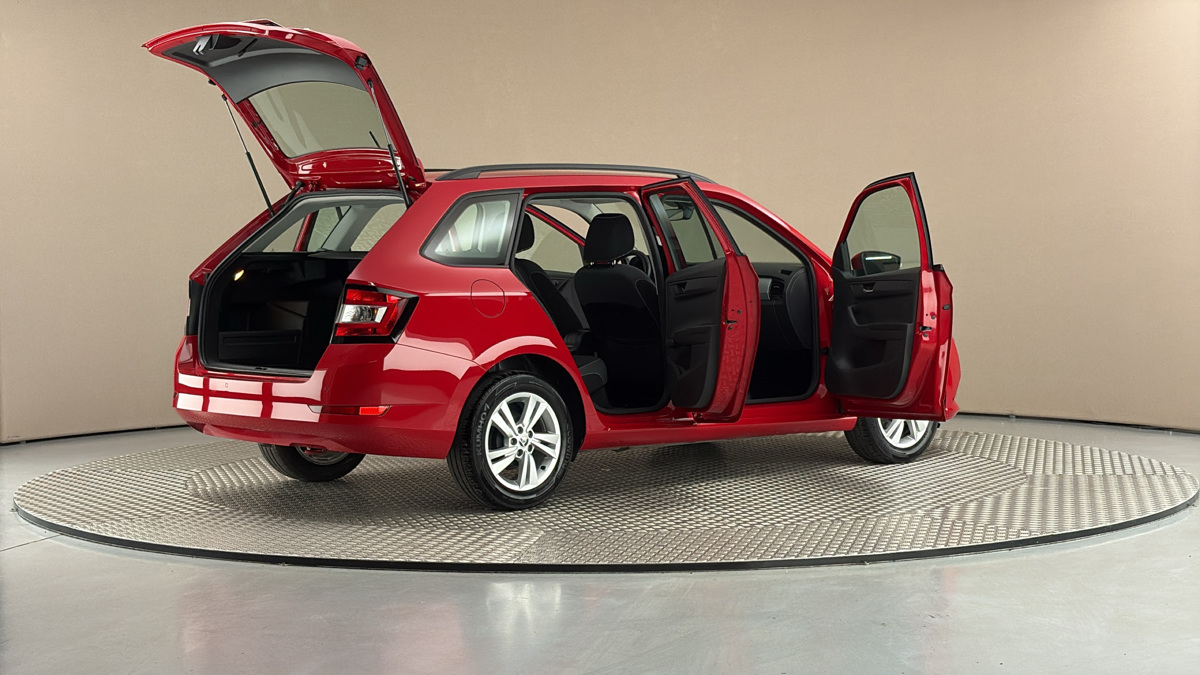 Škoda Fabia - 6